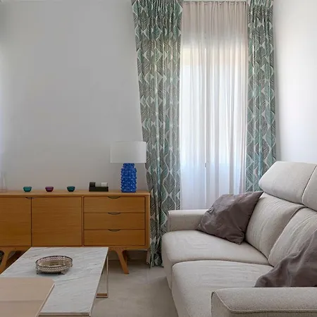 Suncity Flats Maria Apartment