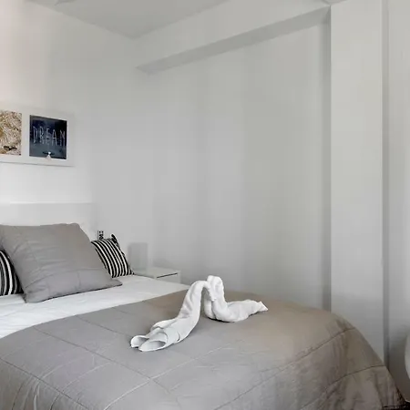 Suncity Flats Maria Apartment Malaga